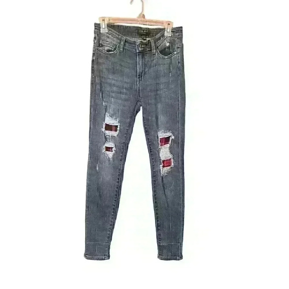 Judy Blue Skinny Fit Stretch Jeans Womens Sz 7/28 Distressed Red Flannel Plaid - Picture 1 of 7